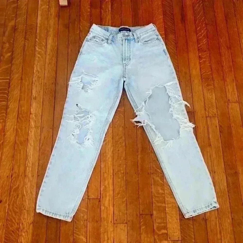 AEROPOSTALE MOm Jean acid washed size 00 double zero